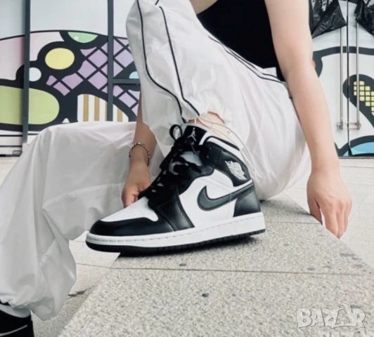 оригинални маратонки Nike Air Jordan 1 Mid Panda номер 41