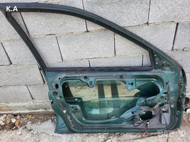 Предна лява врата Renault Laguna 1, снимка 4 - Части - 55652839