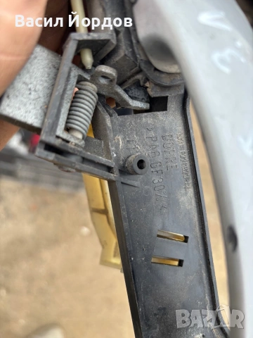 Задна Лява Външна дръжка за Форд Мондео 3 / 1s71-f226B23-ab / Ford Mondeo / Външна Дръжка, снимка 3 - Части - 54579579