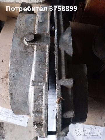 различни части останали от двигател иже възход татран., снимка 16 - Резервни части за телефони - 54068988