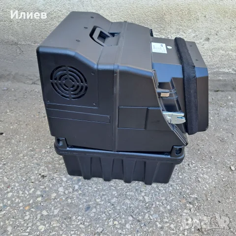Автомобилен хладилник ZB Kuhlbox W223, снимка 5 - Хладилни чанти - 55610963