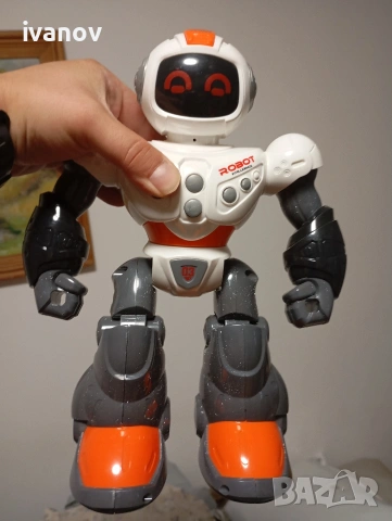 Интерактивен робот Kids Buddy