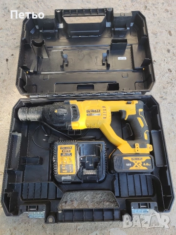 Перфоратор Dewalt DCH 133 M1