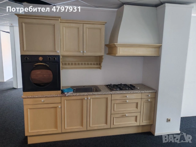 Чисто нова дървена кухня с уреди, снимка 2 - Кухни - 54206161