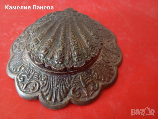 Стара кутия за марки,хапчета,бижута