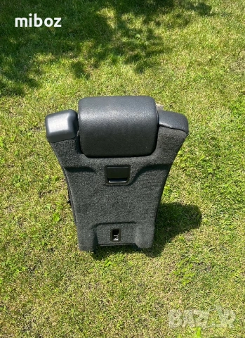 Седалка средна втори ред Волво Volvo XC90 2010, снимка 2 - Части - 54797320