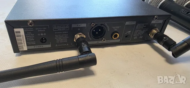Безжичен микрофон Biema UHF58II. Неразличим от нов, снимка 6 - Микрофони - 55308607
