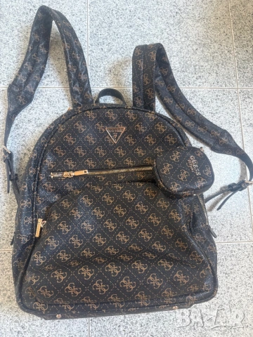Раница Guess