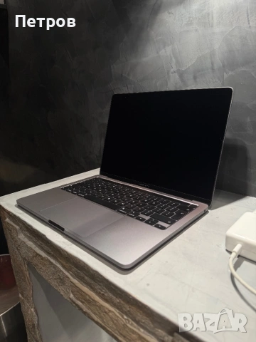 КАТО ЧИСТО НОВ Macbook Pro 2020 13.3" 256 GB, снимка 4 - Лаптопи за работа - 54129661