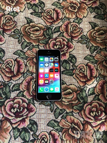 Продавам iPhone 5s