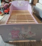 Детско легло Peppa Pig 140x70 см с ламелна основа – Розово легло с Пепа Пиг, замък и еднорог, снимка 3