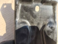 Опора Държач Предния Панел 3G0805569B Volkswagen Passat B9 1.5 eTSI 150кс 2024г, снимка 2
