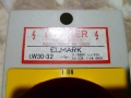 Пакетен прекъсвач ELMARK LW30-32 32А 3-Поз. с закл. в пком кутия - НОВ, снимка 2