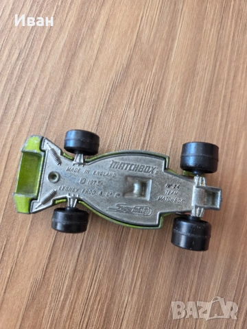 метална количка matchbox ретро формула, снимка 5 - Коли, камиони, мотори, писти - 55155136