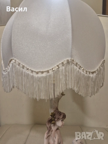 Винтидж декоративна настолна лампа – фигура момиче с куче, снимка 3 - Други ценни предмети - 54149262