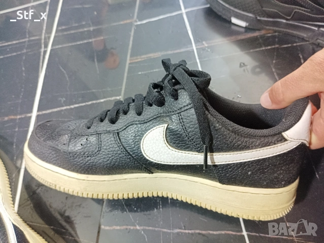 Nike обувки оригинални черни нямат забележки , снимка 3 - Маратонки - 54495036
