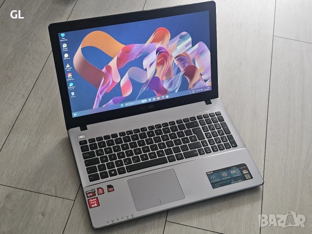ASUS 4-ядрен F550Z