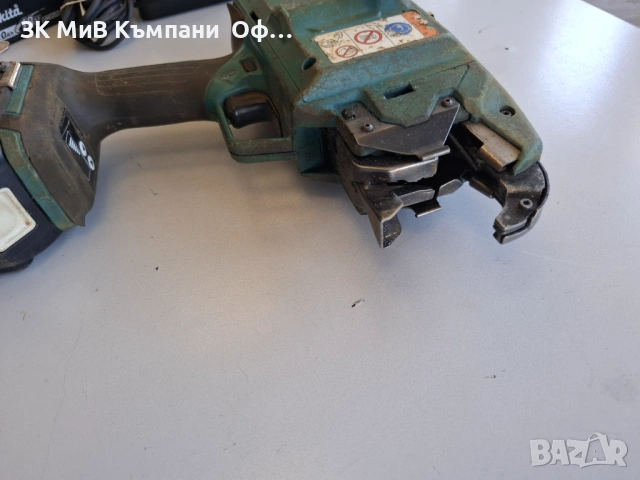 Машина за връзване на арматура Makita DTR180 , снимка 4 - Други инструменти - 54422326