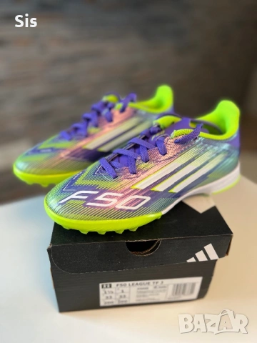 Футболни обувки Adidas