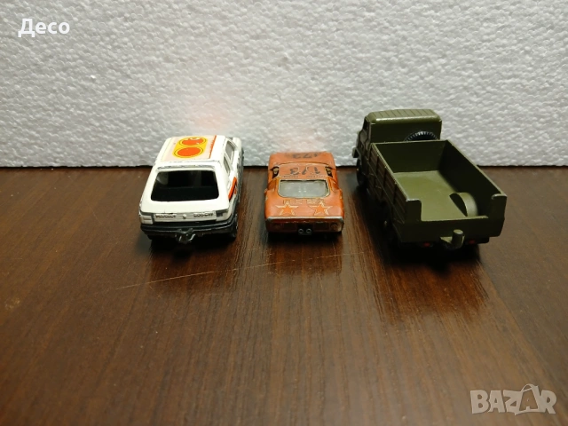 Стари метални колички 1/64., снимка 4 - Колекции - 54181689