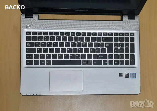 Лаптоп MEDION AKOYA E6422 I3-6100U за окомплектоване, снимка 4 - Лаптопи за работа - 55380150