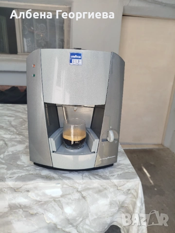 Кафе машина с капсули - LAVAZZA BLUE  LB 1000 , снимка 16 - Кафемашини - 54659370
