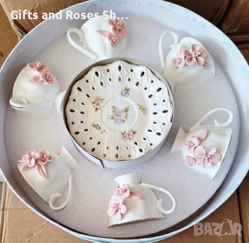 Сервиз за кафе с 3D розови цветни елементи