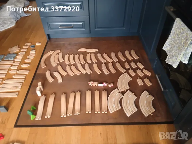 Механични влакчета с локомотиви на батерия,които вървят на дървени линии. , снимка 15 - Влакчета, самолети, хеликоптери - 55645765