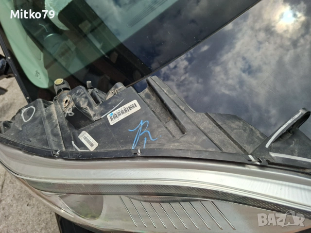 Десен фар за Tesla S, снимка 2 - Части - 54824033