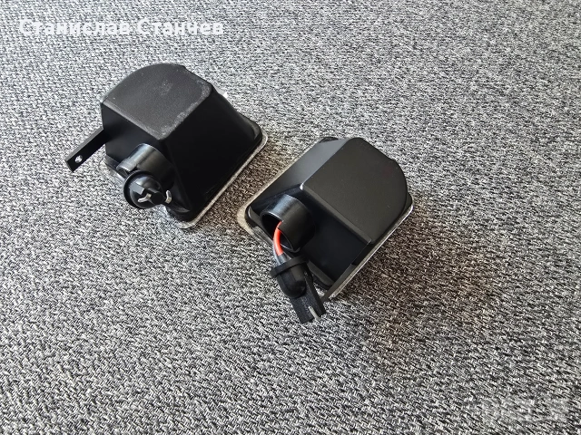 LED плафон за странично огледало Ford, снимка 2 - Аксесоари и консумативи - 54988646
