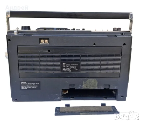Радиокасетофон NEC RM-1010RE, снимка 11 - Радиокасетофони, транзистори - 55298819