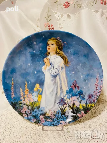 порцеланова чиния за стена 