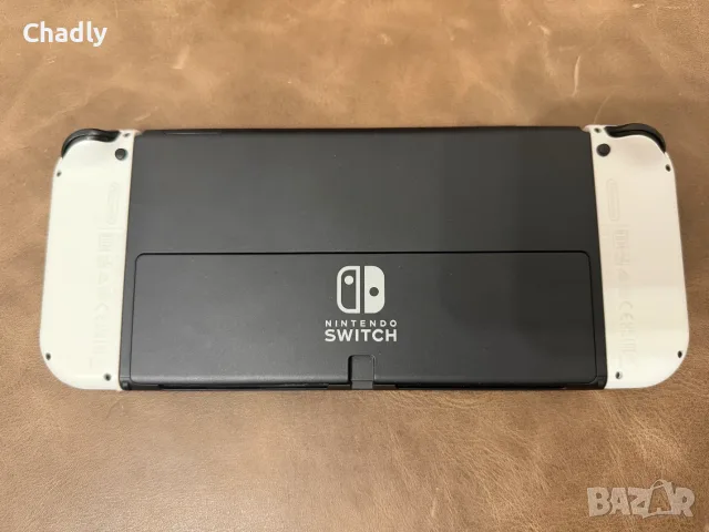 Nintendo Switch OLED White + 512GB + 12 игри + Допълнителни Joy-Con, снимка 3 - Nintendo конзоли - 55316833