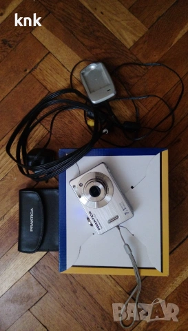 Фотоапарат Praktica, снимка 3 - Фотоапарати - 55257330