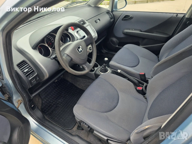 Honda Jazz 1.2i, 2006 г. Климатик / Бензин / Обслужена, снимка 7 - Автомобили и джипове - 54467008