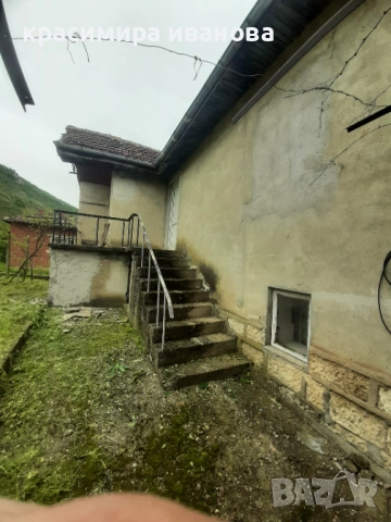 Къща в село Сваленик , снимка 8 - Къщи - 51694839