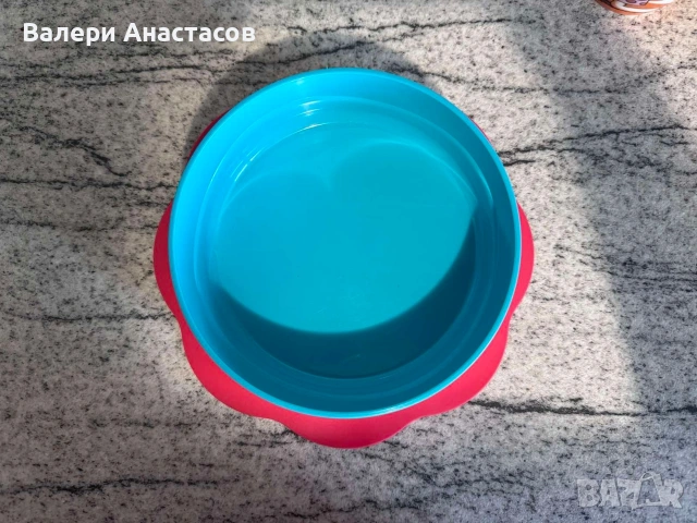 Tupperware кутия за храна с вакуум за маса и капак + детски прибори подарък, снимка 3 - Прибори, съдове, шишета и биберони - 55247791