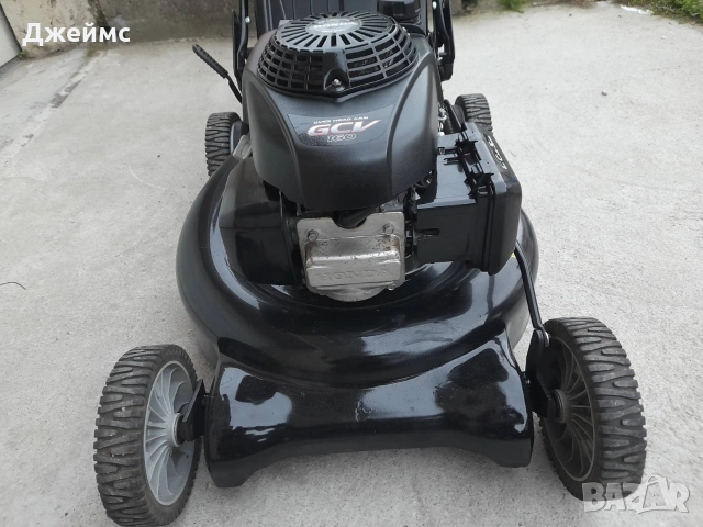 Бензинова самоходна косачка Honda , снимка 2 - Градинска техника - 54405604