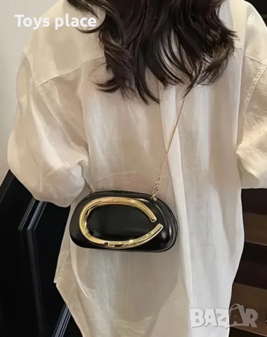 Страхотен модел малка дамска чанта, клъч чанта, снимка 4 - Чанти - 54320425