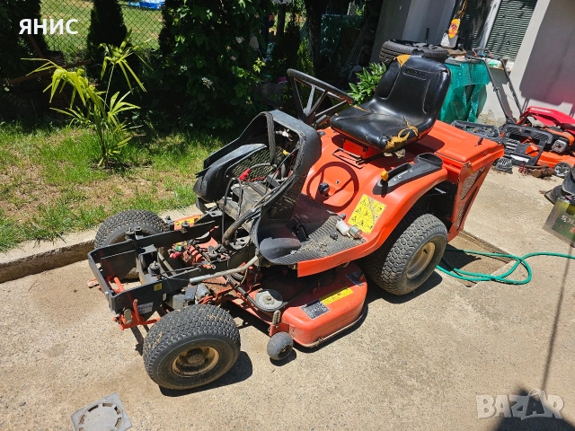 KUBOTA ДИЗЕЛОВА ТРАКТОРНА КОСАЧКА. 