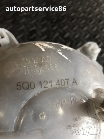 Казанче за охлаждаща течност за Audi A3 2.0 TDI (2013) 5Q0121407A, снимка 2 - Части - 54667893