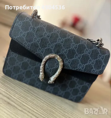 Елегантна черна дамска чанта с верижка – отлично състояние