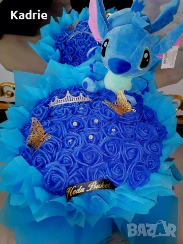 вечен букет 51🌹стич 💙👑, снимка 2 - Романтични подаръци - 54891755