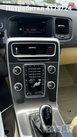 Volvo S60 2.5 T5 AWD, снимка 9 - Автомобили и джипове - 55627562