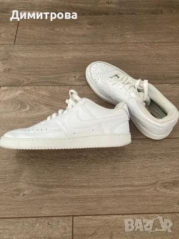 Дамски маратонки Nike