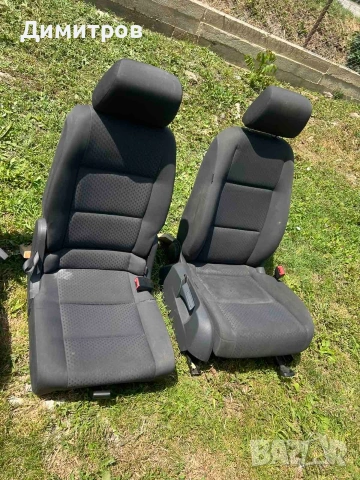 Седалки за Volkswagen Touran 2003-2007, снимка 4 - Части - 55051937