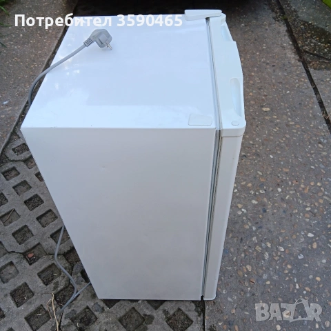 Малък хладилник, снимка 3 - Хладилници - 54177283