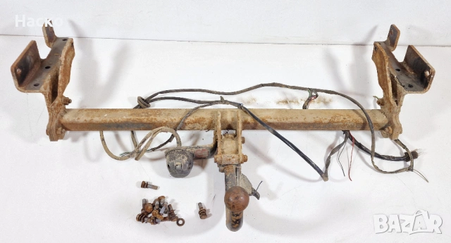 Теглич Mitsubishi Outlander Митсубиши Аутлендър 2001г-2006г