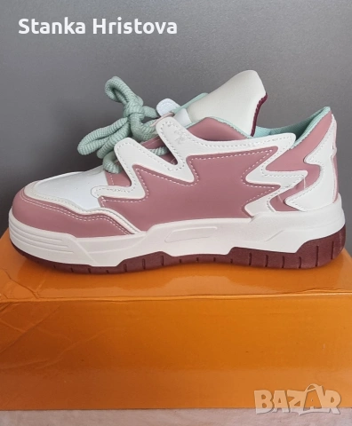 Дамски маратонки "Сърце"., снимка 8 - Маратонки - 54351932