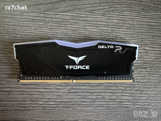 Памет 8GB DDR4 3200 Team Group T-Force Delta RGB